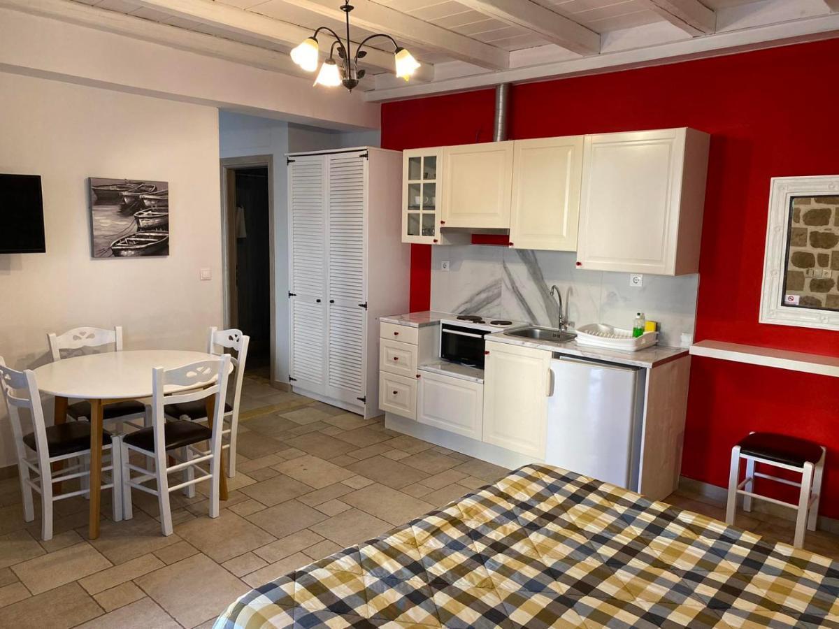 Myral Guesthouse Nafplio Ngoại thất bức ảnh