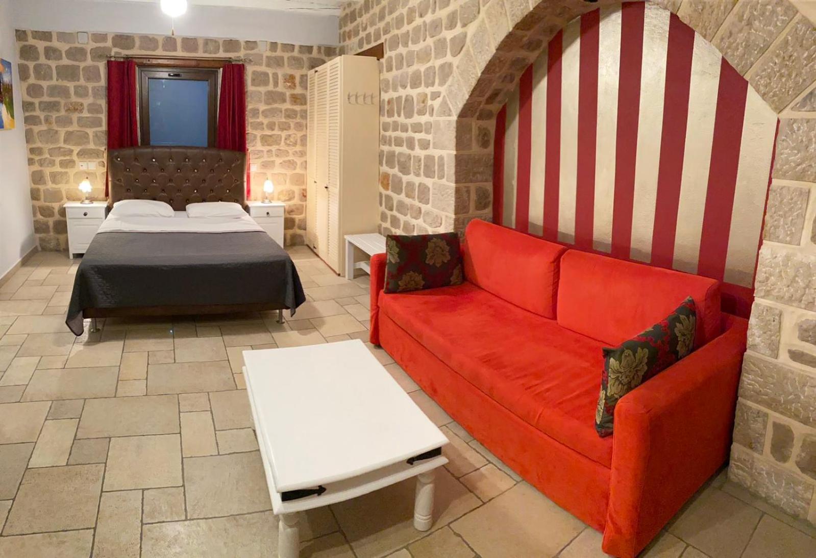 Myral Guesthouse Nafplio Ngoại thất bức ảnh